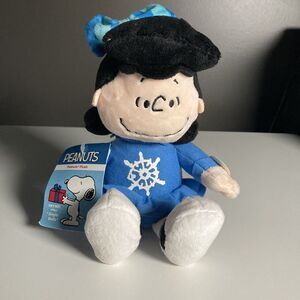 NWT Peanuts 2018 Musical Winter Plush • Lucy • WORKS • Christmas